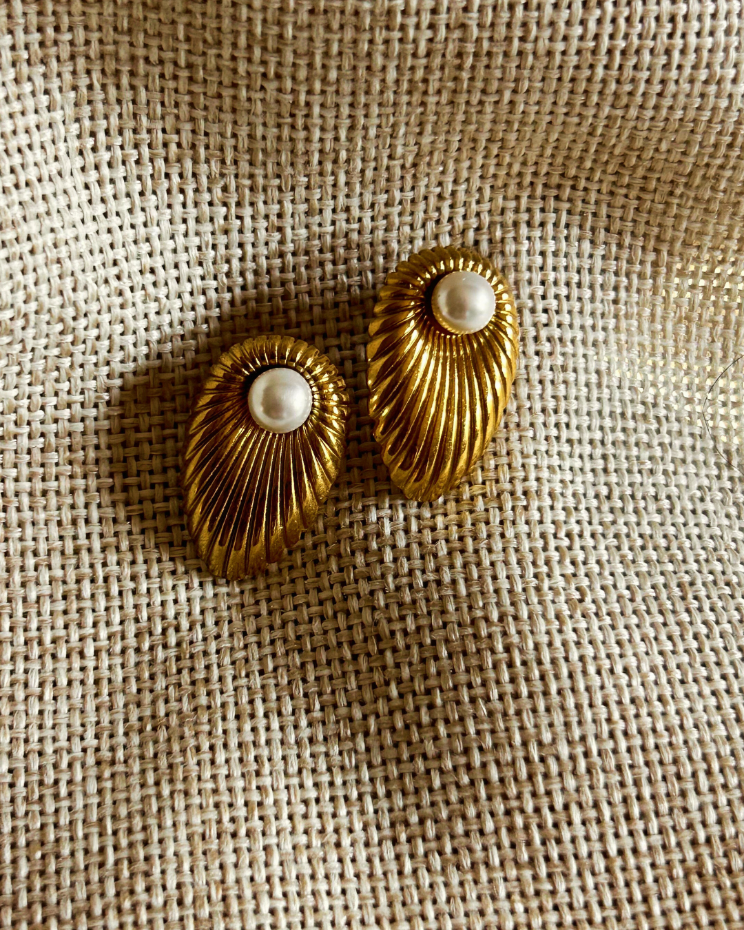 Deco Pearl